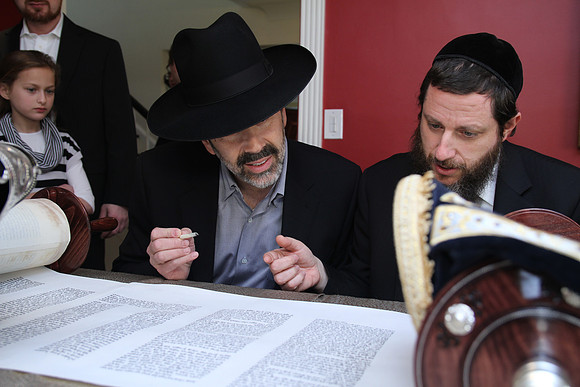 KhalChodorovTorah-A020