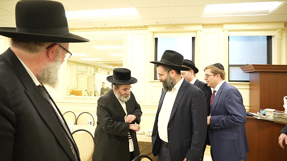 YonahMenachem-S33