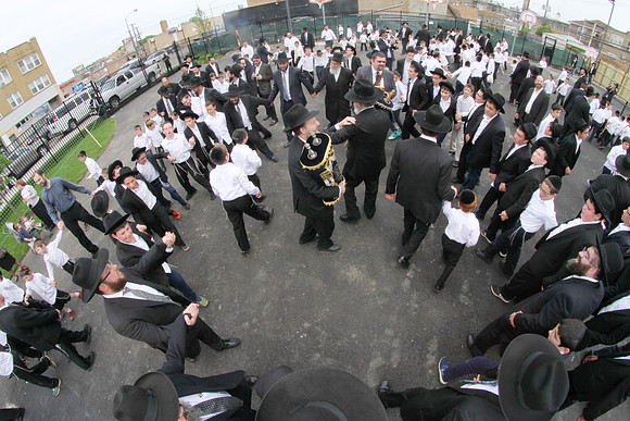 YeshivaTiferesTzviStudent-A068