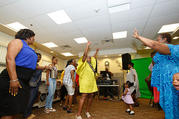 Hudson65thBDay-B098