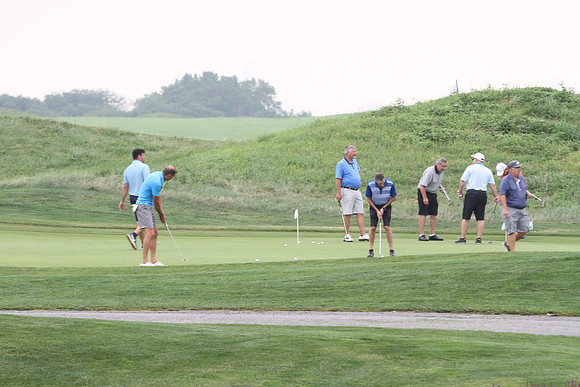 ChooseChicagoGolf-F02