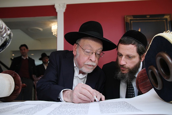 KhalChodorovTorah-A037