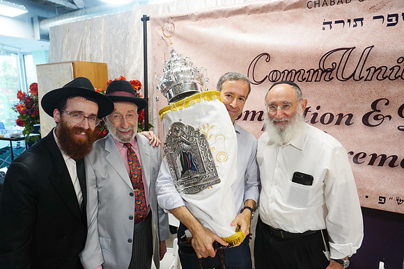 TorahDedicationEastLakeviewChabad-B045