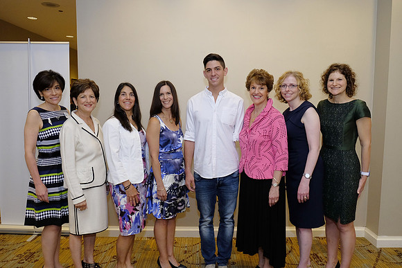 IsraelBondsWDivLunch-B020