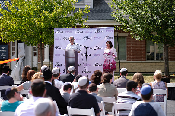 ChabadofNaperville-B072