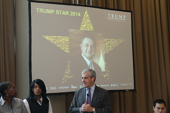 TrumpStaffHoliday-B75