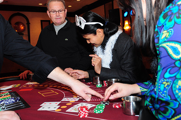 GlenHealthcareCasinoNight-B041