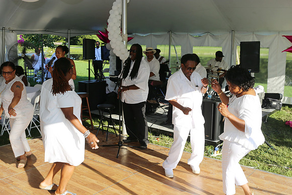 DrellaTommyWhiteParty-A47