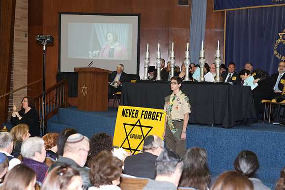 HolocaustMemorialCommemoration-A054