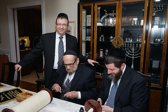 LiebensteinTorah-A044