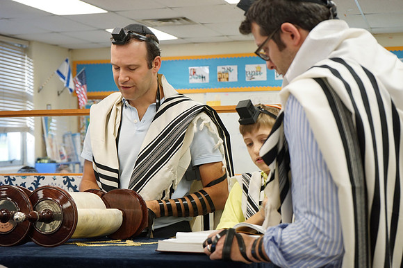 Eitan1stTfillin-A52