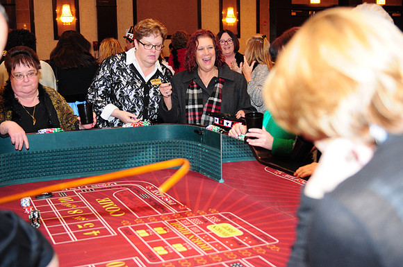 GlenHealthcareCasinoNight-B020