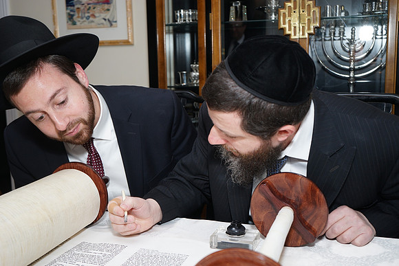LiebensteinTorah-A009