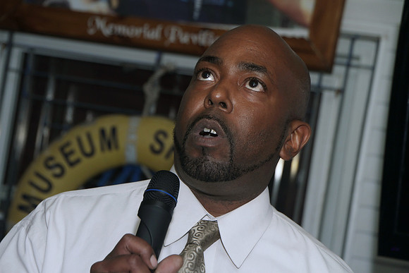 CBAMixNMingle2011-A12