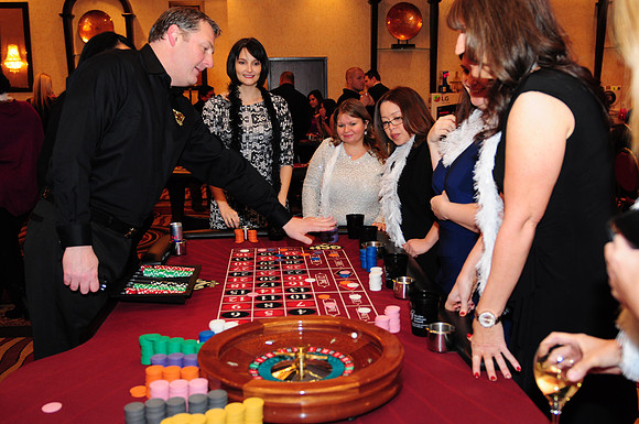 GlenHealthcareCasinoNight-B013