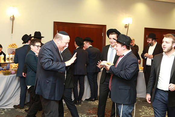 YeshivaDerechHatorah-B38