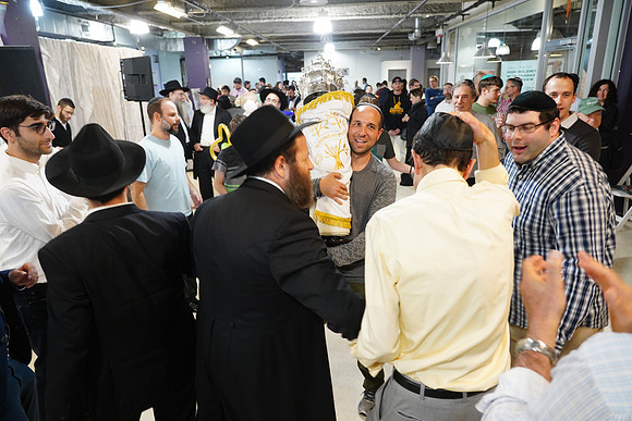 TorahDedicationEastLakeviewChabad-B052