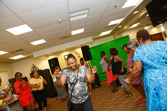 Hudson65thBDay-B079