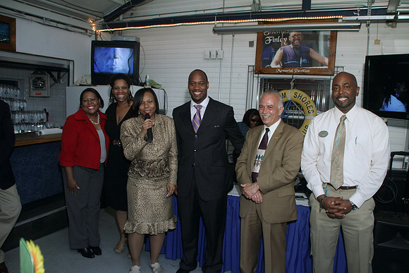 CBAMixNMingle2011-A22