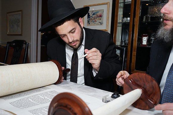 LiebensteinTorah-A033