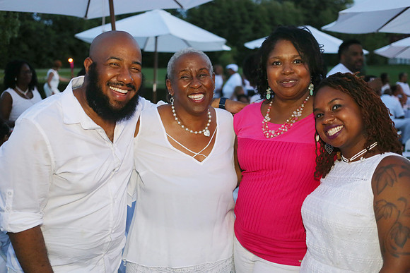 DrellaTommyWhiteParty-A64