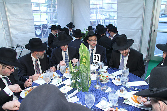 YMHCTorahBanquet-B048