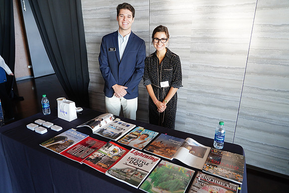 CChicagoShowcaseTheaterLake-A004