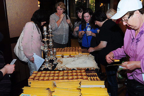 ChallahBake1000-C002