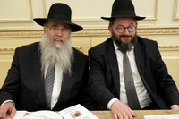 YonahMenachem-S07