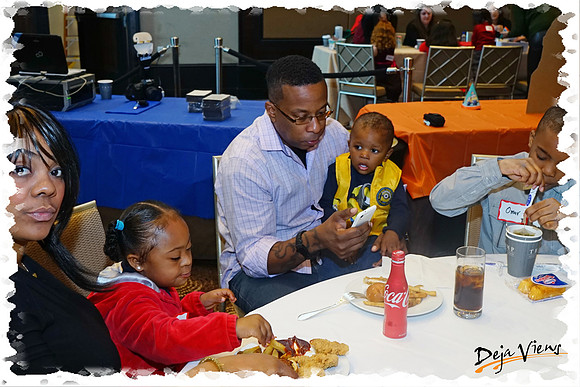 TrumpFamilyBrunch SP06