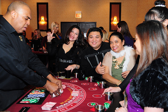 GlenHealthcareCasinoNight-B036