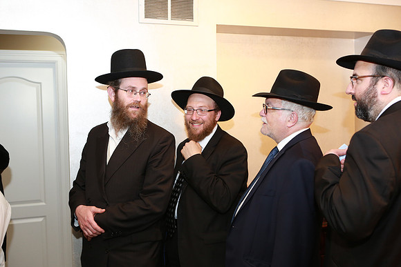 YeshivasDerechHaTorah-B070