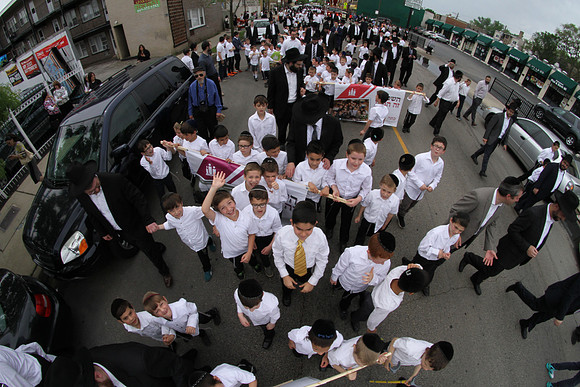 YeshivaTiferesTzviStudent-A050