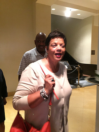 GuardsmenConvention-Selfies_K049