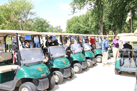 SolomonSchGolf11th-B05