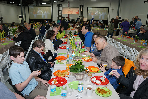 MaotChitimAprBrunch-A064