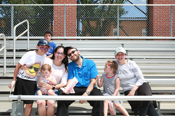 BCDE5thBBQ-B015