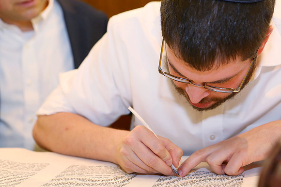 RubinTorah-A025