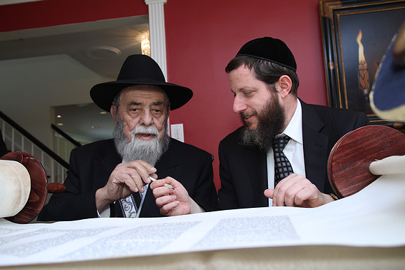 KhalChodorovTorah-A086