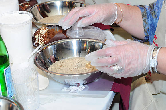 ChallahBake1000-C068
