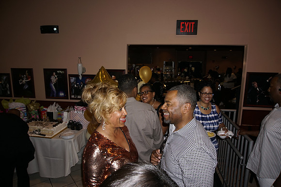 DonnaLeak50thBDay-B036