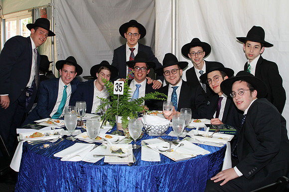 YMHCTorahBanquet-B007
