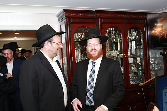 YeshivasDerechHaTorah-B084