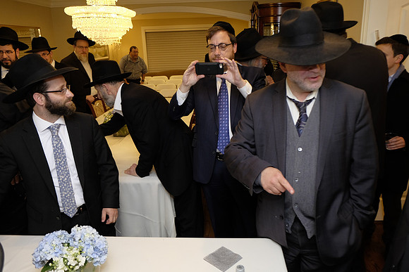 TorahUMesorahReception-B075