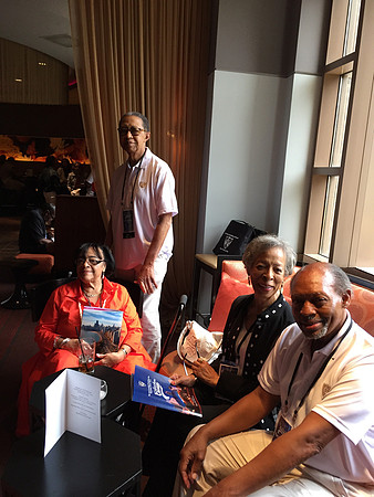 GuardsmenConvention-Selfies_K013