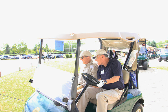 SolomonSchGolf11th-B40