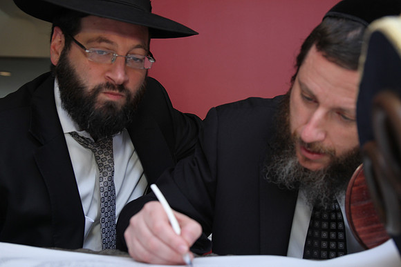KhalChodorovTorah-A031