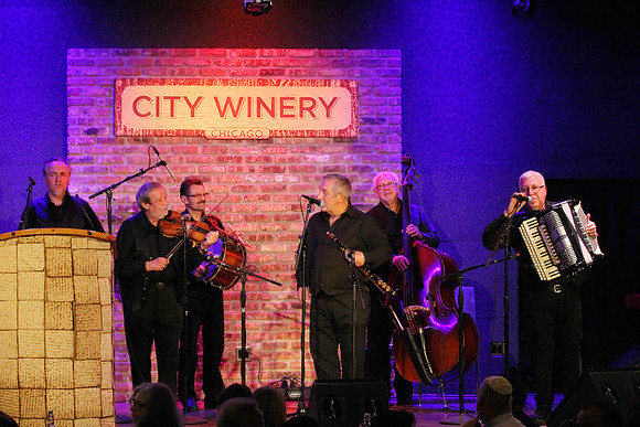 DowntownSederChiCityWinery-C65