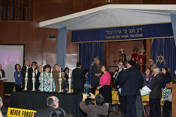 HolocaustMemorialCommemoration-A079