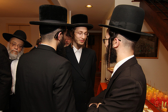 VeitzenerKollelReception-B027